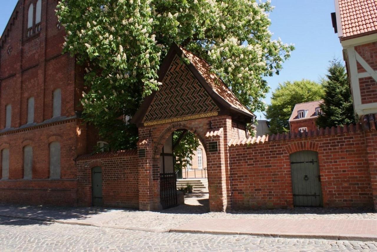 Altstadtloft Im Herzen Wismars - Abc303 By AbcWißmar Extérieur photo